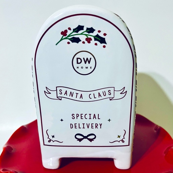 DW Home “Letters To Santa” Mailbox Candle - Picture 5 of 6